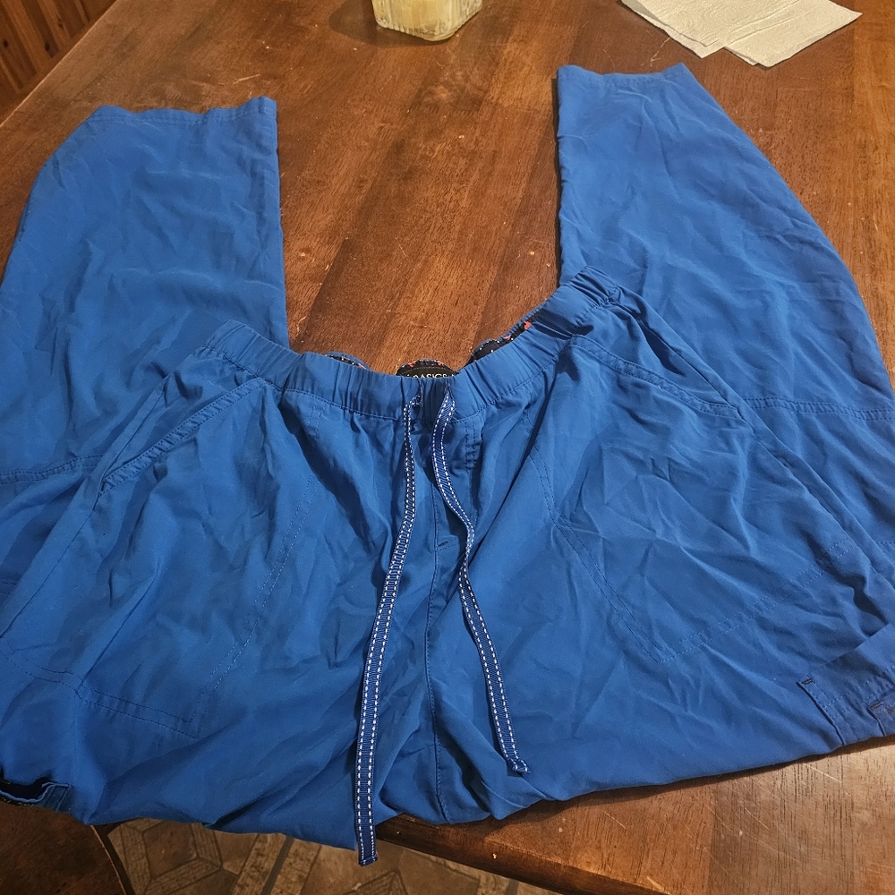 KOI by Kathy Peterson 701-P Lindsey Scrub Cargo Pants Royal Blue large